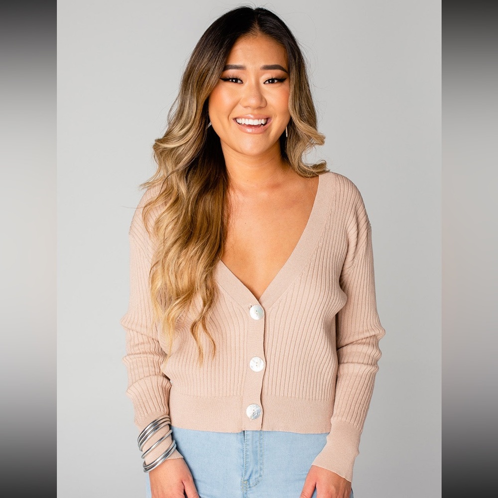 BuddyLove oversized boyfriend button up cardigan in tan size Medium. Worn once